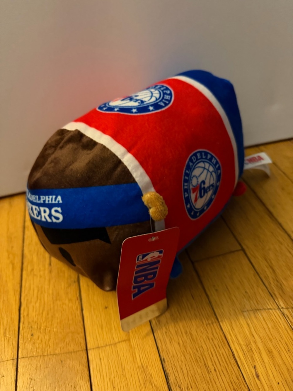 LIKE NEW PHILADELPHIA 76ERS STUFFED ANIMAL